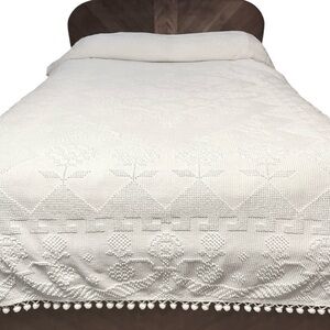 Vintage Bates Chenille Blanket White Twin Bedding